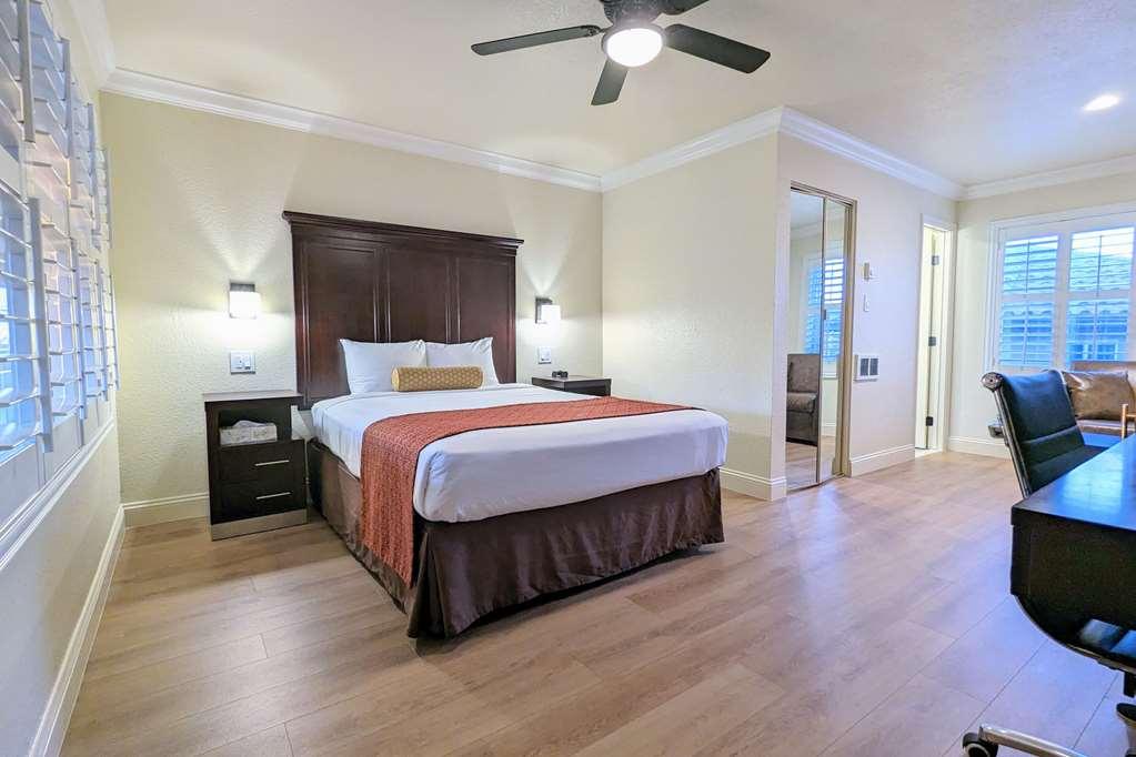 Clarion Collection Wilkie'S Inn Pacific Grove - Monterey Стая снимка