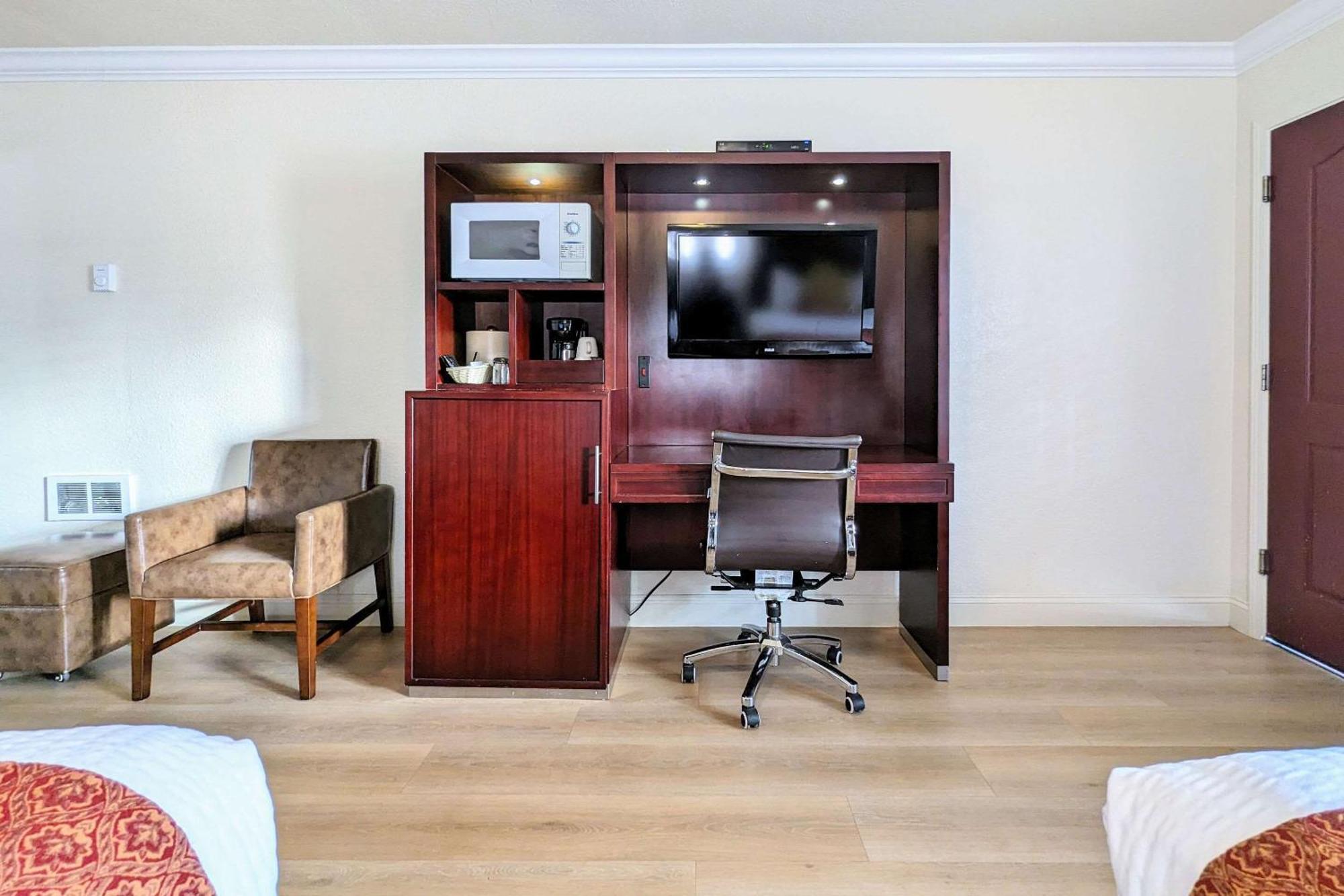 Clarion Collection Wilkie'S Inn Pacific Grove - Monterey Екстериор снимка