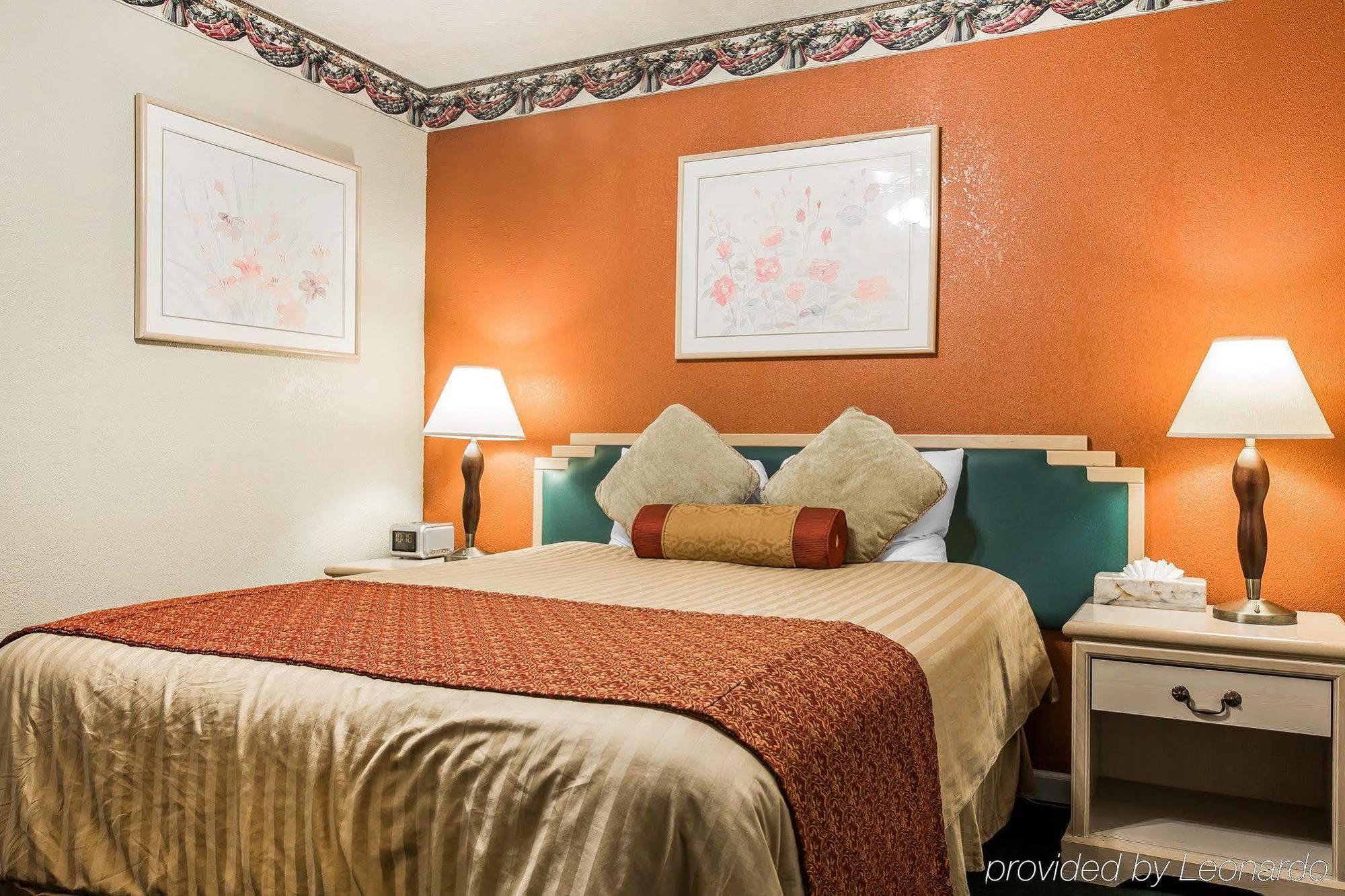 Clarion Collection Wilkie'S Inn Pacific Grove - Monterey Екстериор снимка